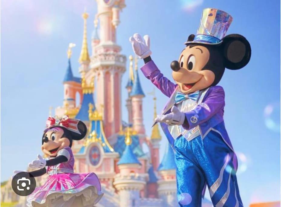 De Disney A Paris - Pre Verson 1 Chessy  Extérieur photo